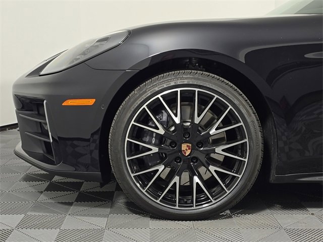 New 2026 Porsche Panamera 4 E-Hybrid image 11