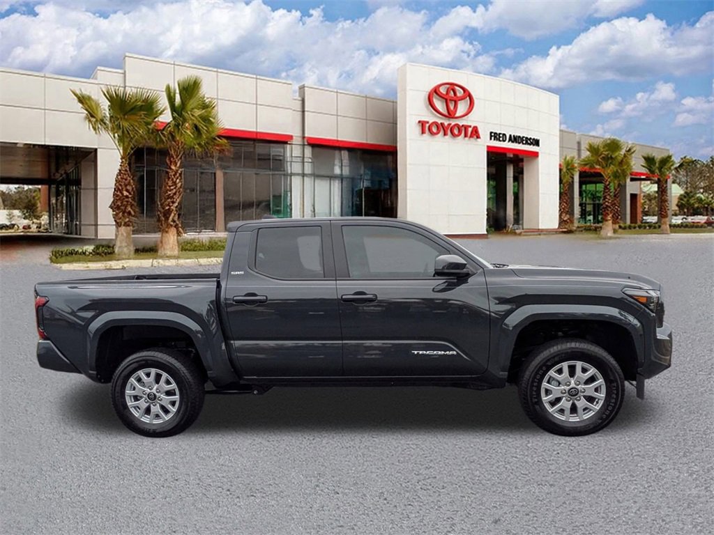 Certified 2025 Toyota Tacoma SR5 image 4