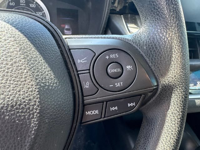 Used 2021 Toyota Corolla LE FWD image 13