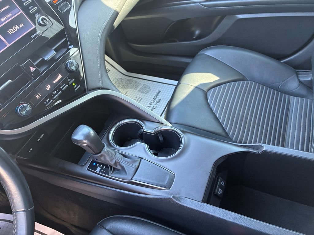 Used 2021 Toyota Camry SE w/ Convenience Package image 30