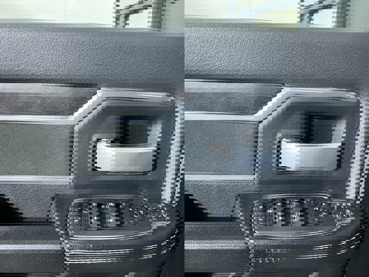 Used 2024 RAM 2500 Big Horn image 13