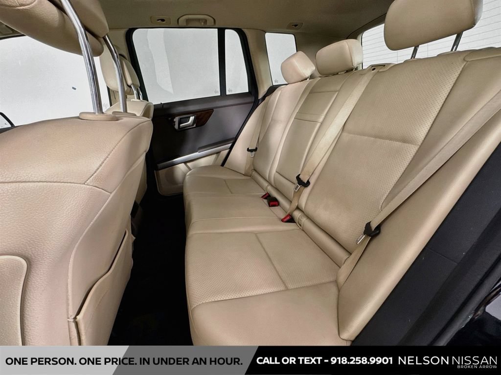Used 2015 Mercedes-Benz GLK 350 2WD image 25
