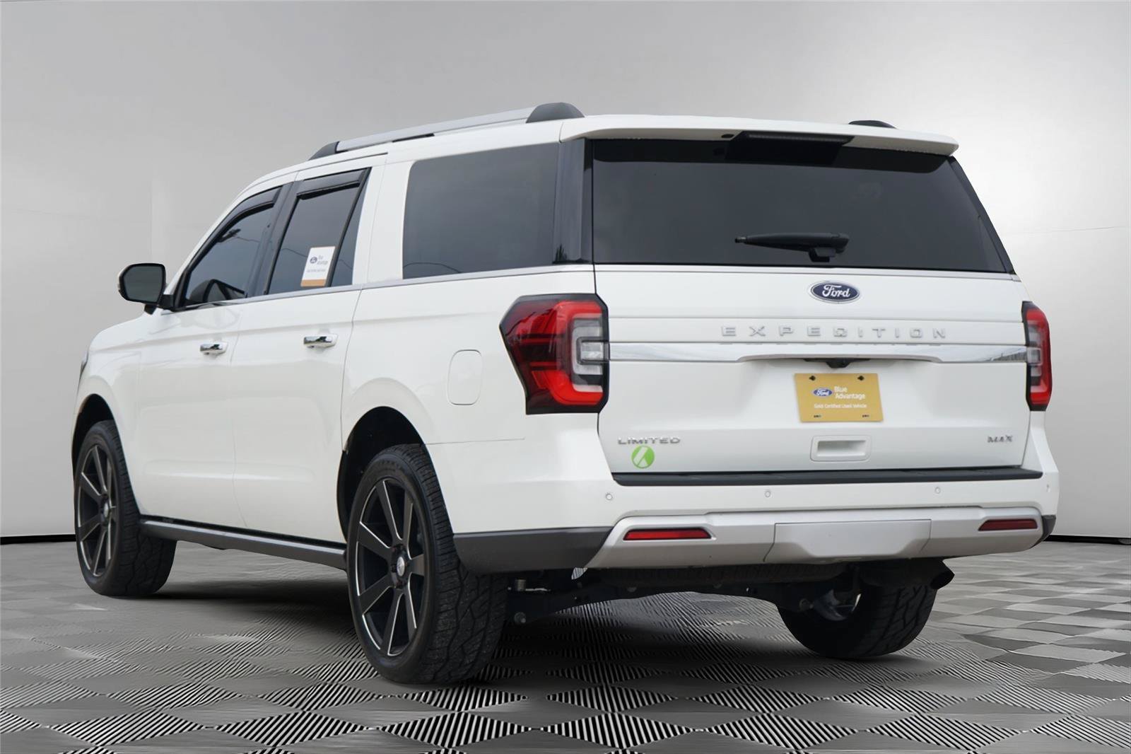Certified 2024 Ford Expedition Max Limited AWD/4WD image 6
