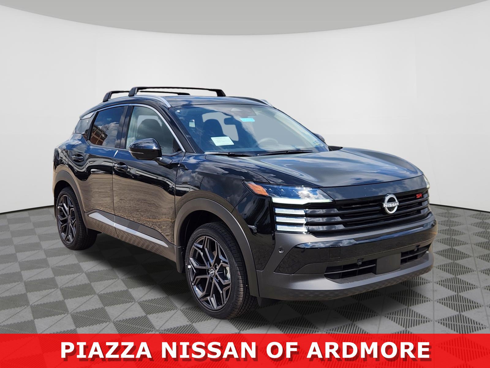 New 2025 Nissan Kicks SR w/ SR Premium Package AWD/4WD image 1