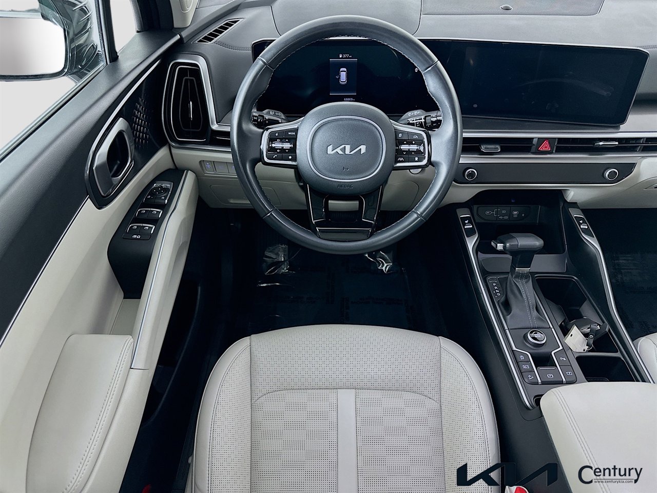 Certified 2025 Kia Sorento EX w/ Panoramic Sunroof Package image 21