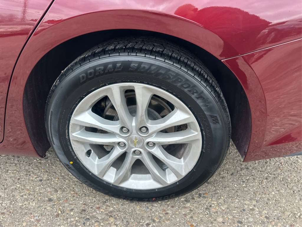 Used 2016 Chevrolet Malibu LT FWD image 23
