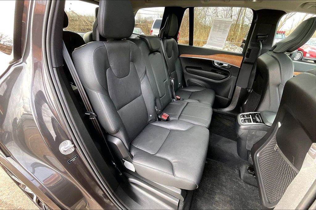 Used 2024 Volvo XC90 B6 Plus w/ Protection Package Premier image 27