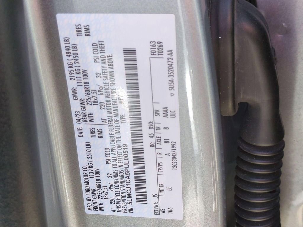 Certified 2023 Lincoln Corsair FWD image 34