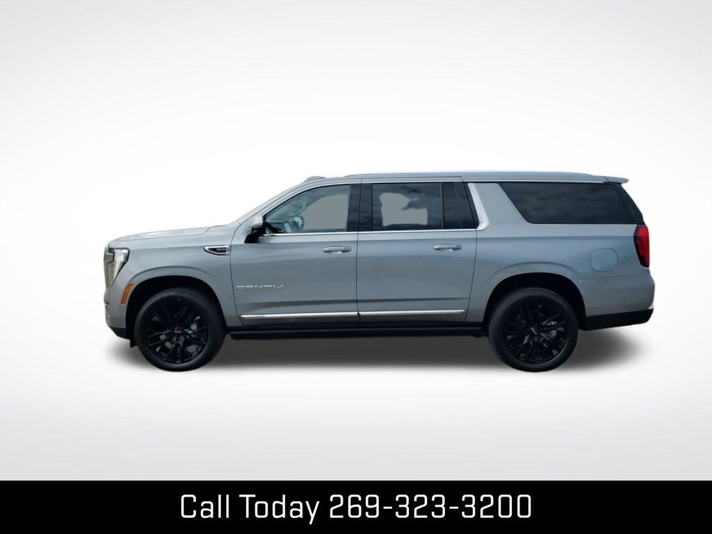 New 2025 GMC Yukon XL Denali w/ Denali Reserve Package image 7