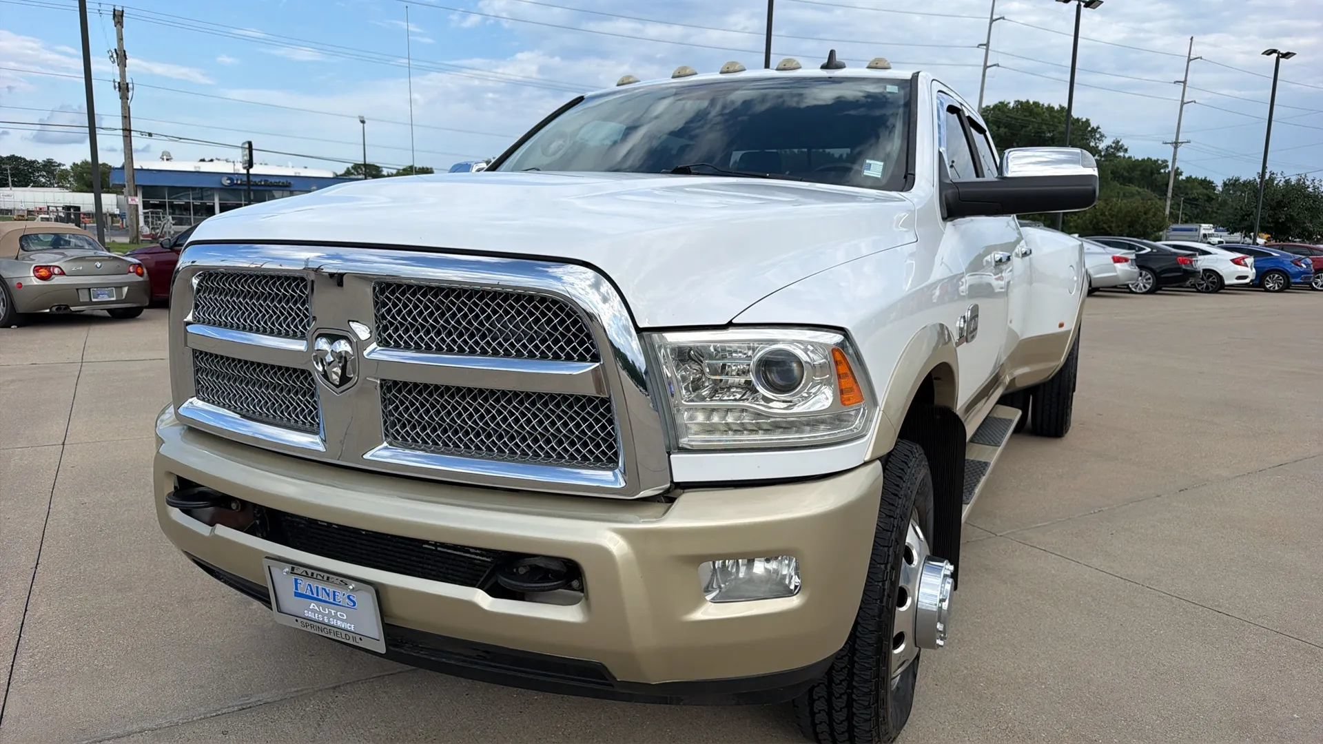Used 2015 RAM 3500 Laramie Longhorn w/ Convenience Group AWD/4WD image 4