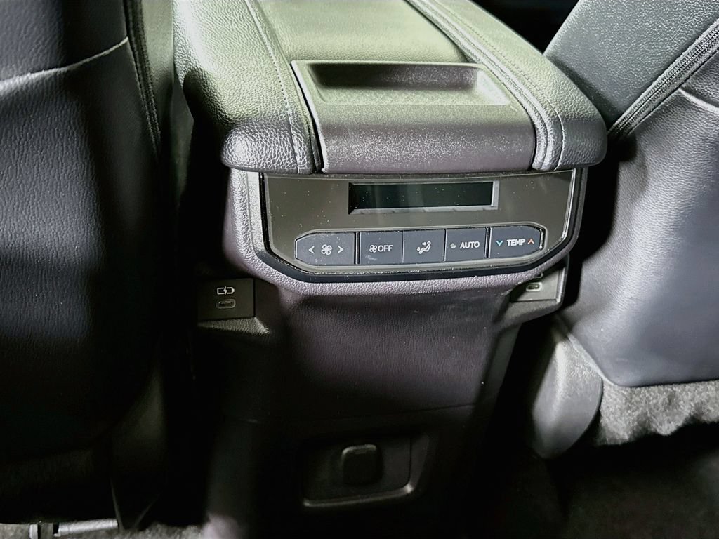 Certified 2025 Toyota Grand Highlander AWD Hybrid image 29