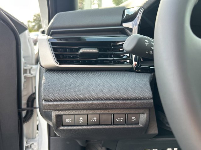 New 2026 Toyota Camry Hybrid image 27
