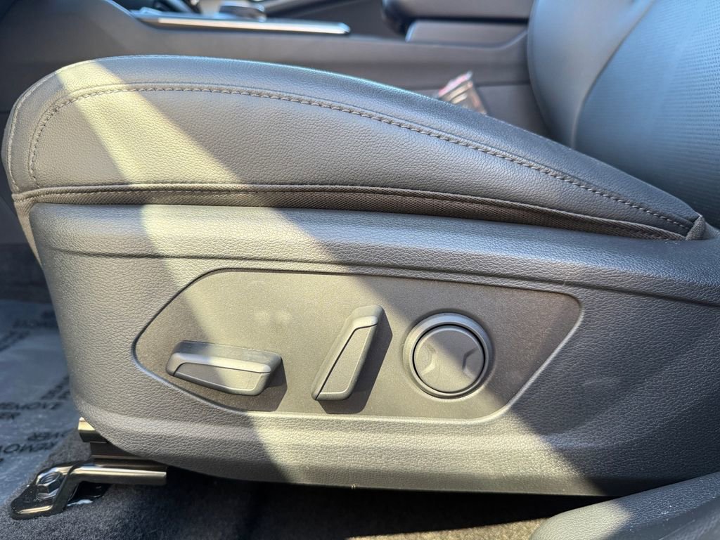 Used 2026 Kia Sportage EX w/ EX Panoramic Sunroof Package image 10