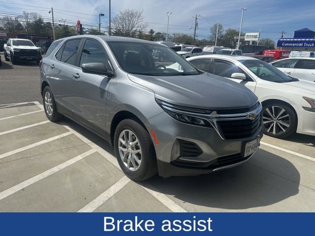 Used 2024 Chevrolet Equinox LT image 3