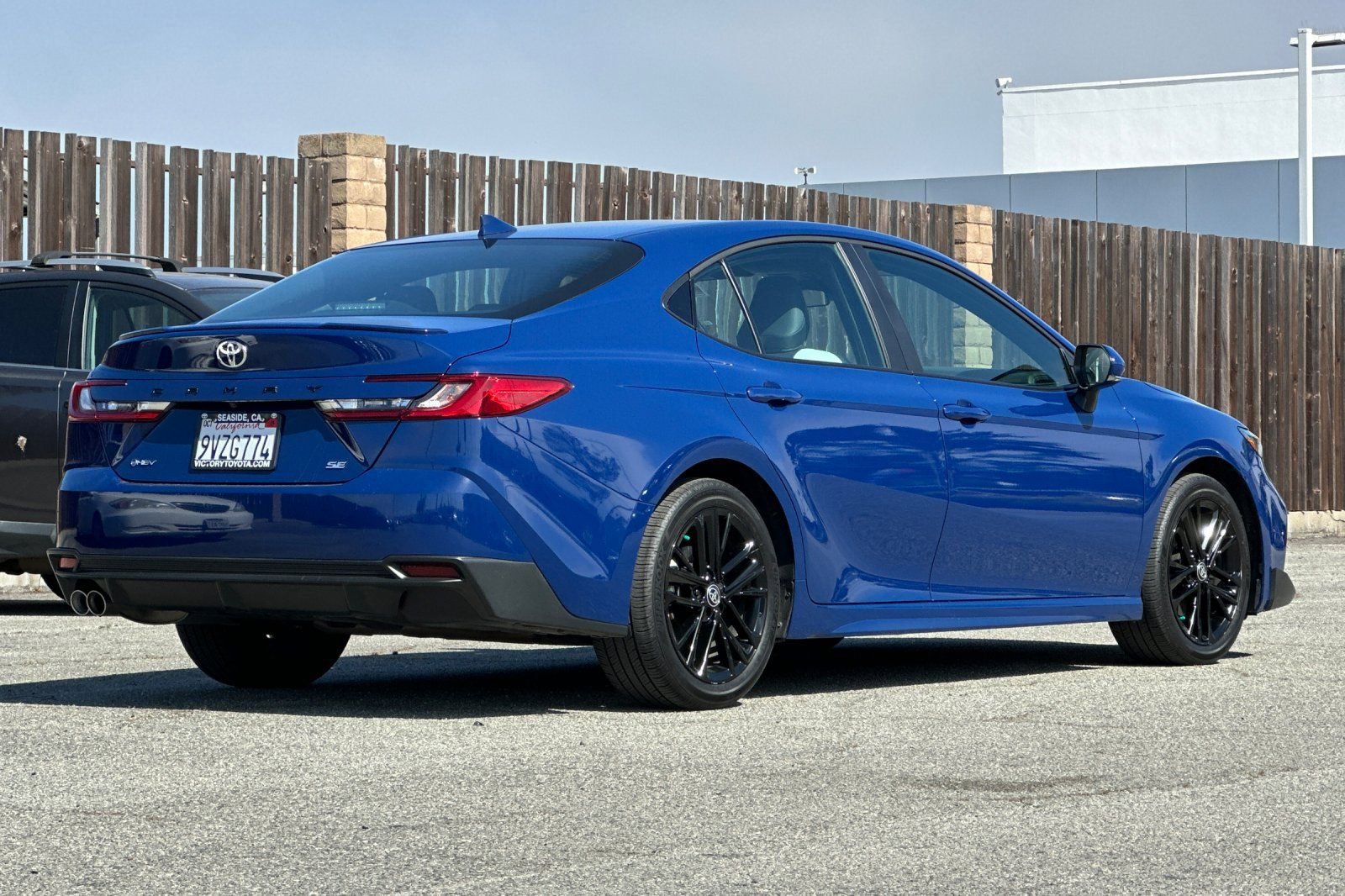 Used 2026 Toyota Camry SE image 4