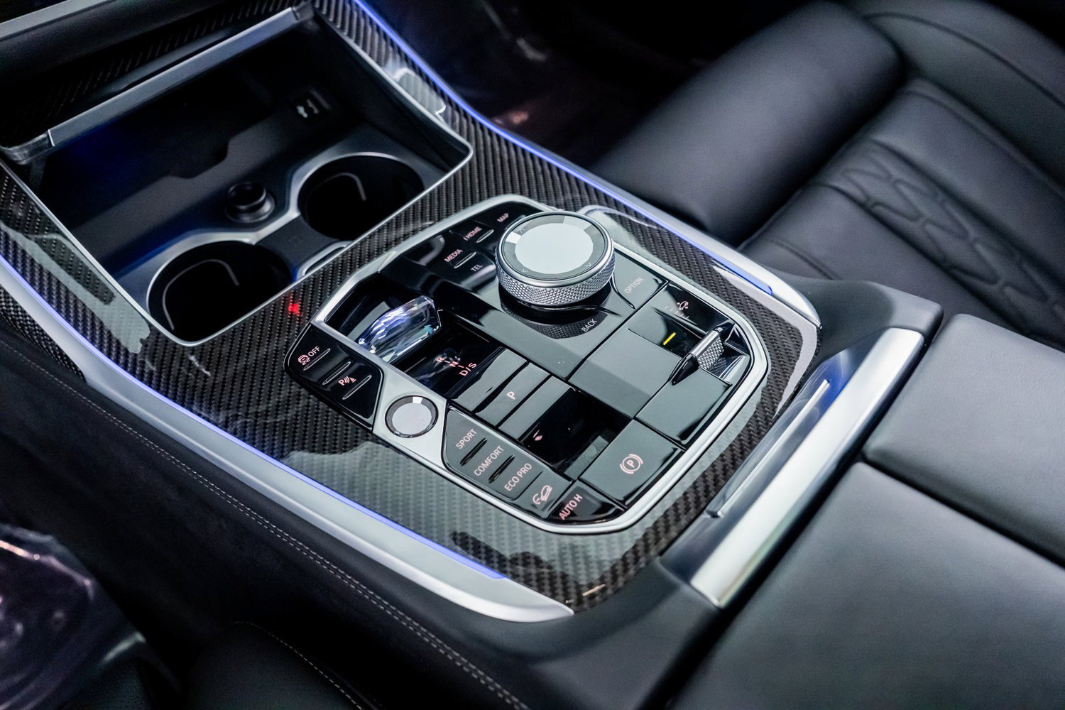 Used 2025 BMW X7 M60i image 53