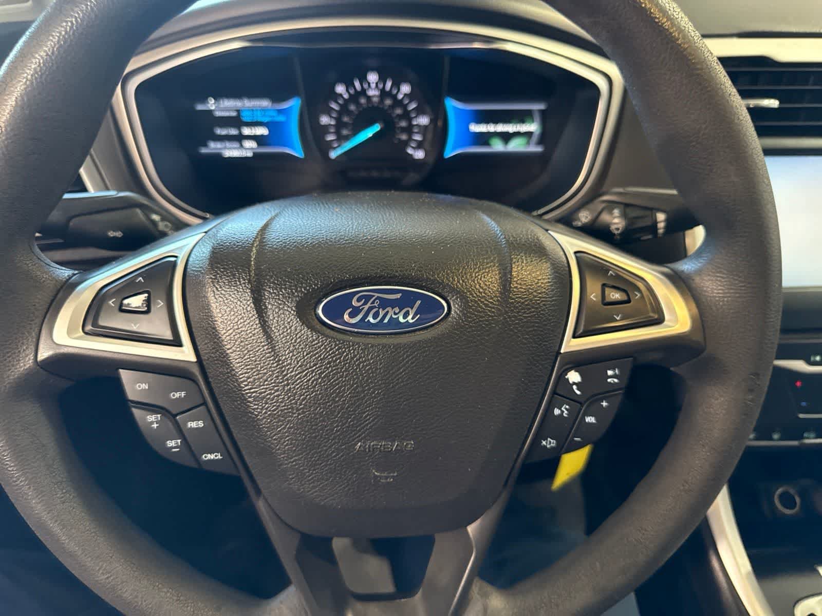 Used 2013 Ford Fusion SE FWD image 24