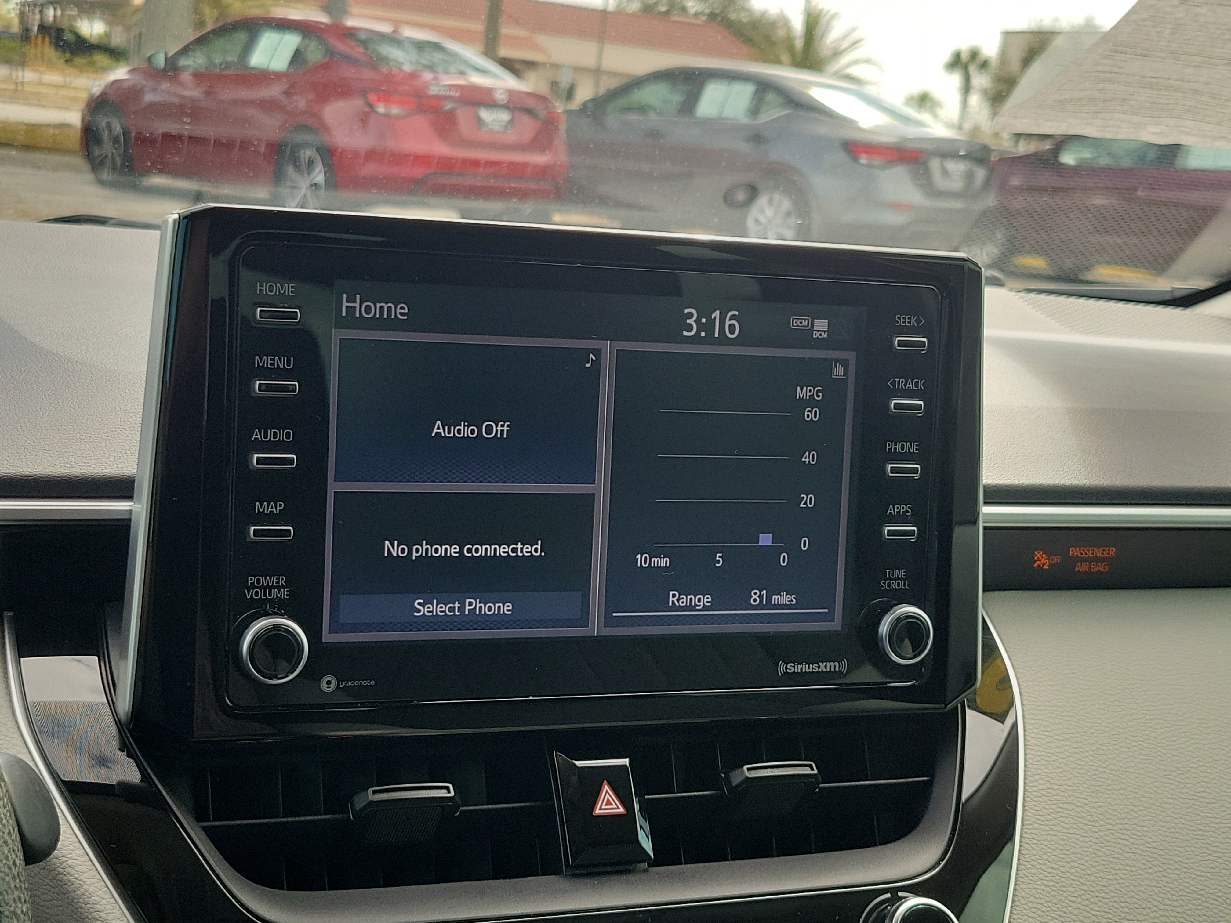 Used 2021 Toyota Corolla LE FWD image 18