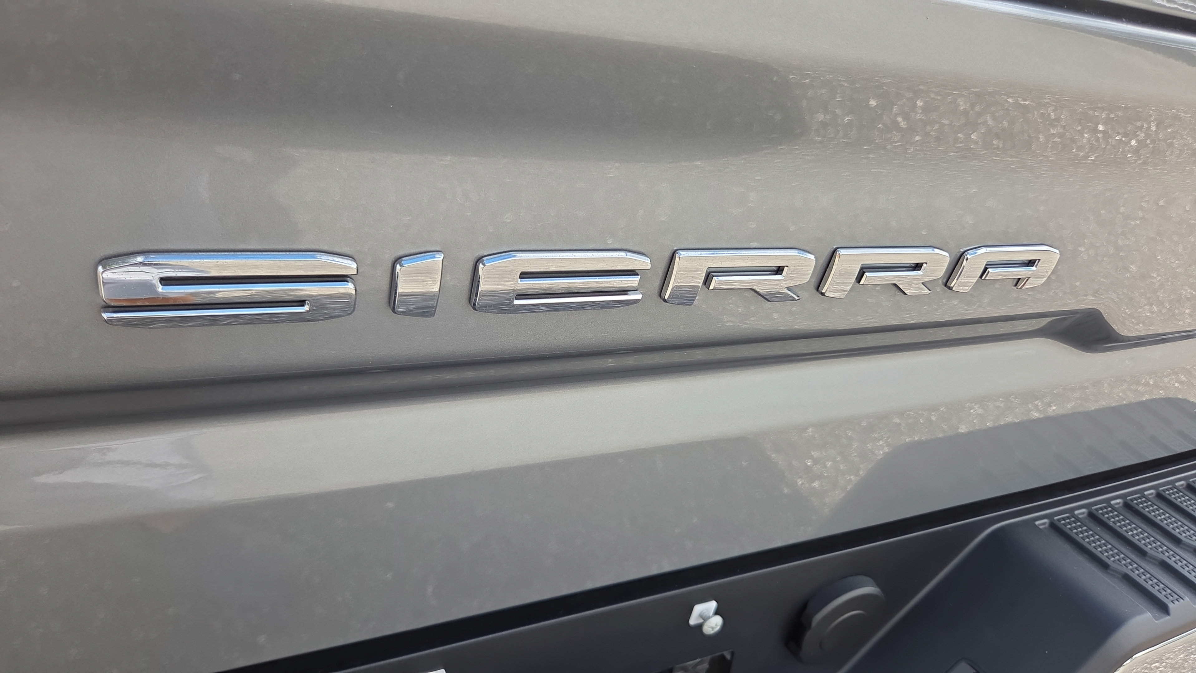 New 2026 GMC Sierra 1500 SLT w/ X31 Off-Road Package AWD/4WD image 32