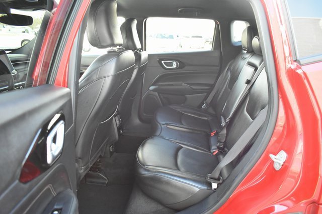 Used 2023 Jeep Compass Limited image 31