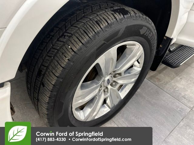 Used 2016 Ford F150 Platinum w/ Equipment Group 701A Luxury image 44