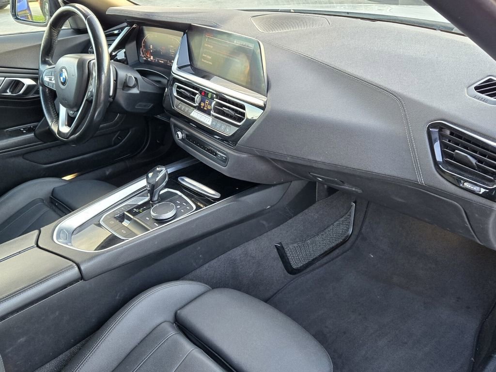 Used 2020 BMW Z4 sDrive30i w/ Convenience Package image 14