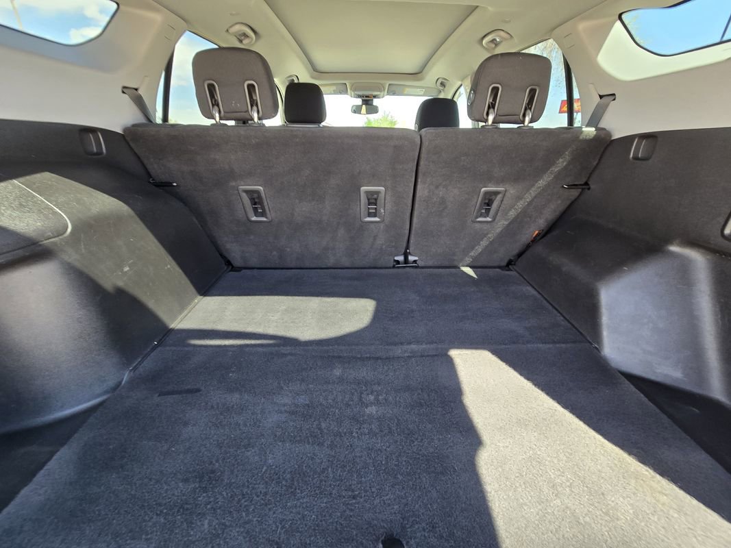 Used 2020 GMC Terrain SLE w/ Driver Convenience Package image 15