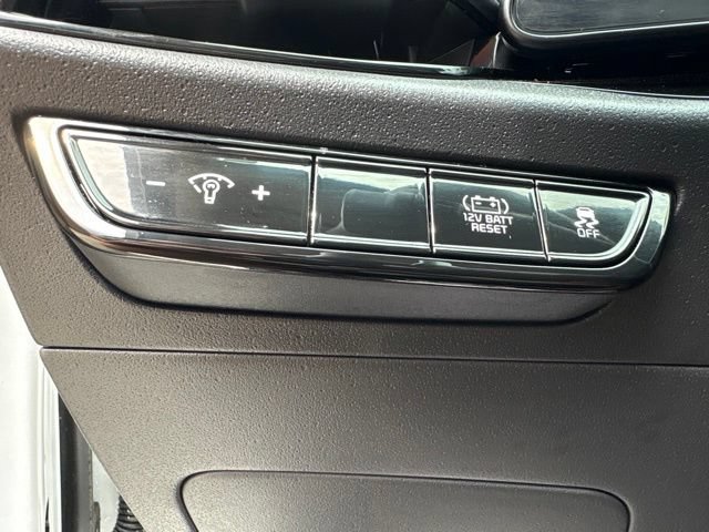 Used 2024 Kia Niro EX Touring FWD image 27