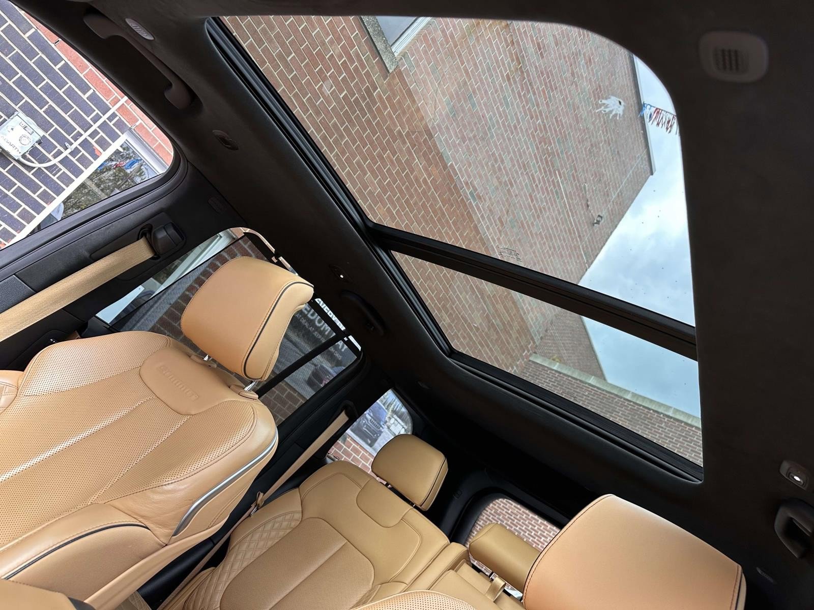 Certified 2022 Jeep Grand Cherokee Summit image 12