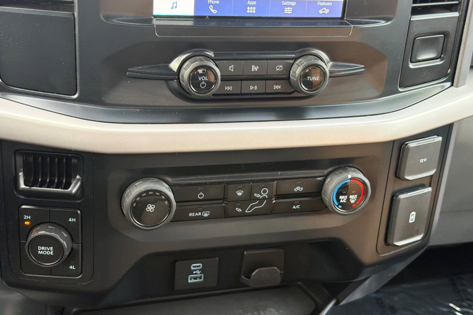 Used 2023 Ford F150 XLT image 16