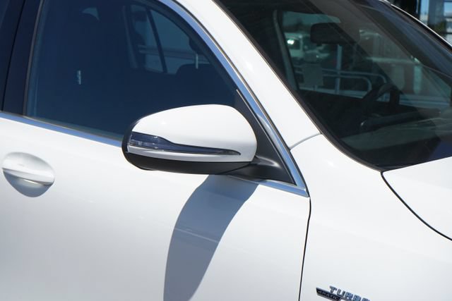 Certified 2022 Mercedes-Benz GLB 35 AMG 4MATIC image 11