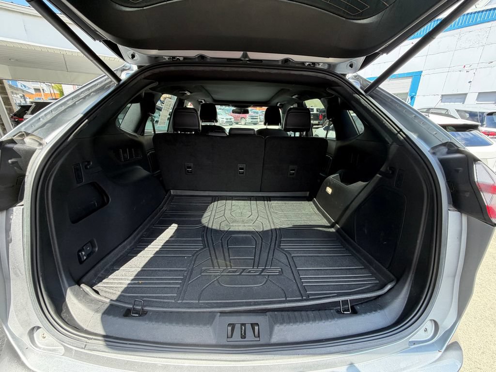 Used 2024 Ford Edge ST w/ Equipment Group 401A AWD/4WD image 11
