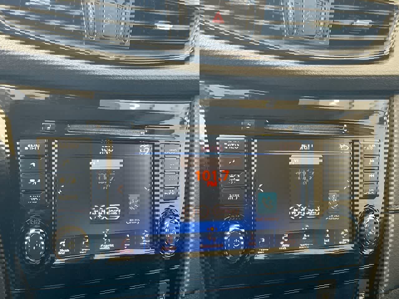 Used 2019 Nissan Rogue SV image 16