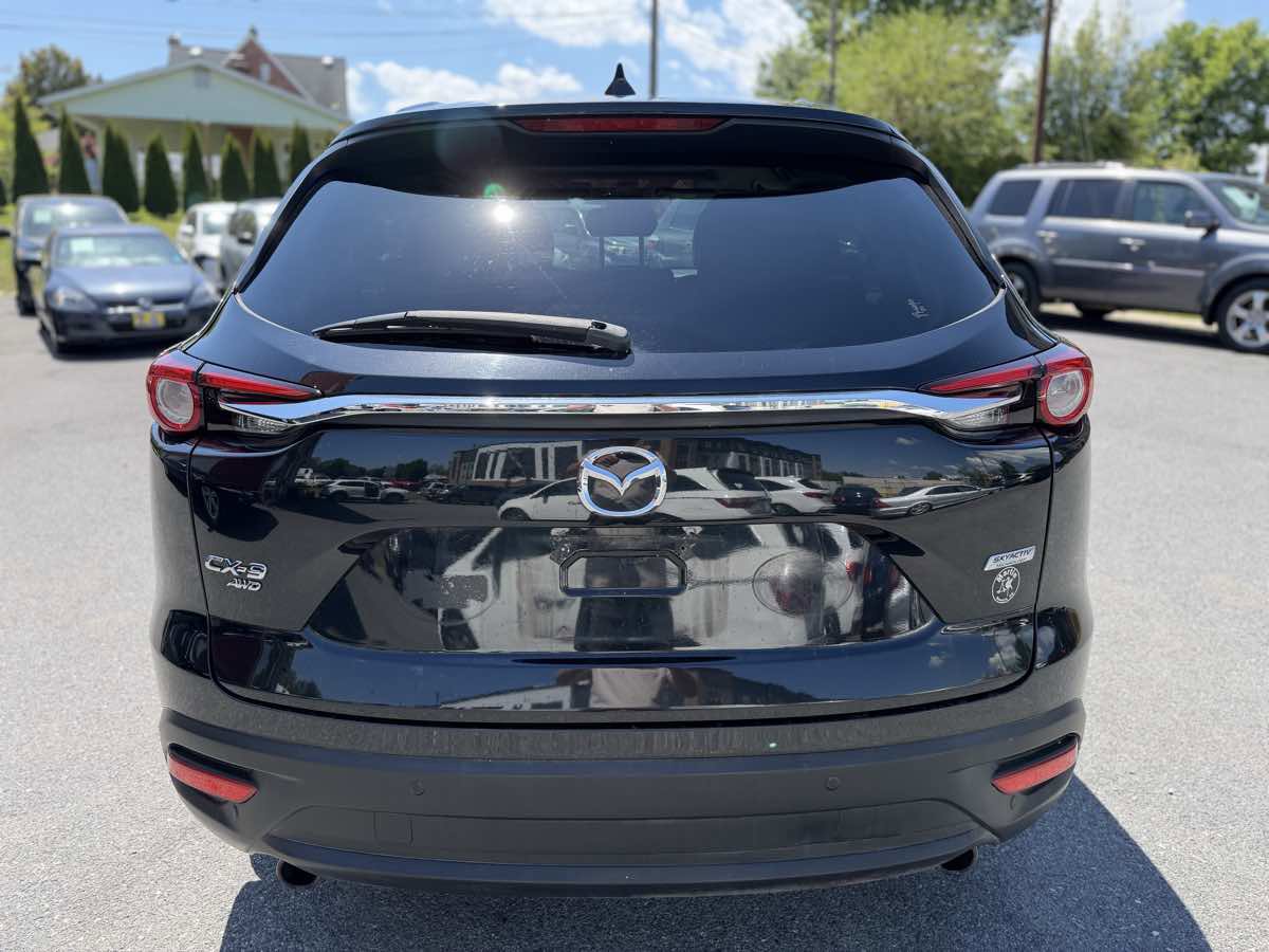 Used 2018 MAZDA CX-9 Touring w/ Touring Premium Package AWD/4WD image 6