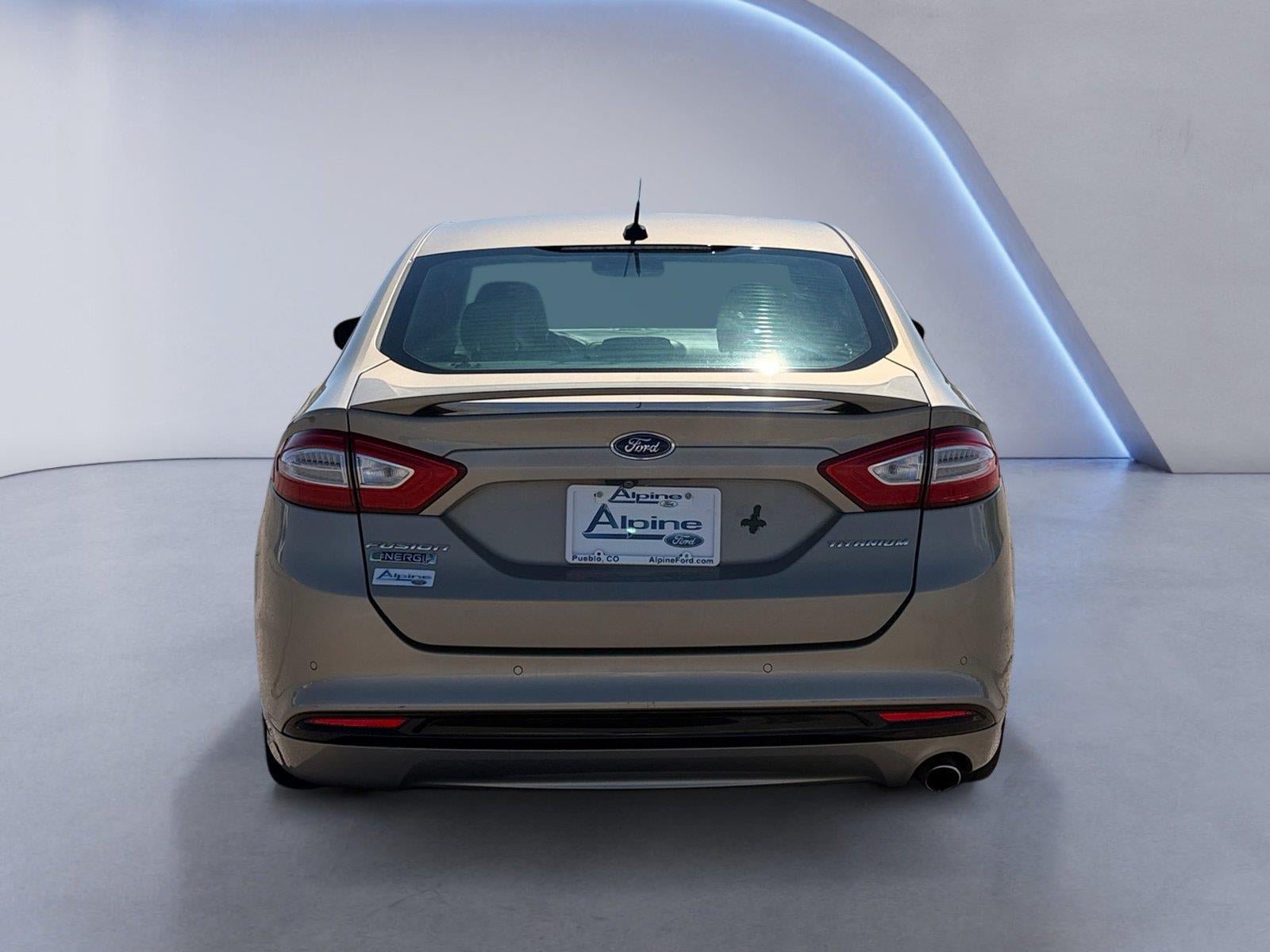 Used 2016 Ford Fusion Energi Titanium w/ Driver Assist Package FWD image 4