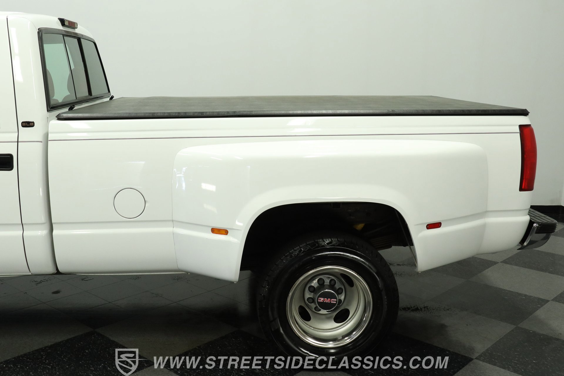 Used 1998 GMC Sierra 3500 2WD Crew Cab w/ Marketing Option Pkg 3 image 23