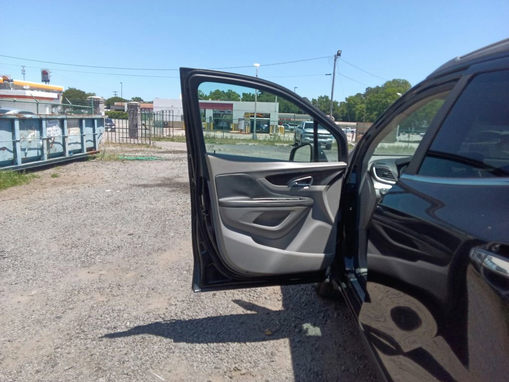 Used 2016 Buick Encore FWD image 15