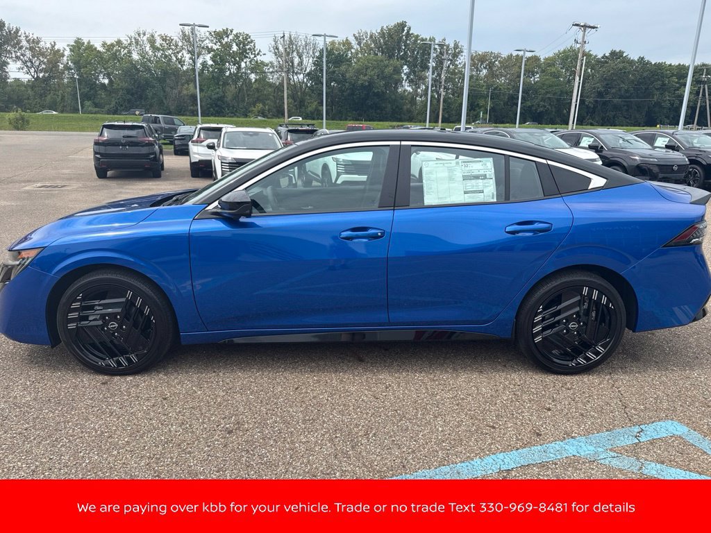 New 2027 Nissan Sentra SR w/ SR Premium Package FWD image 4