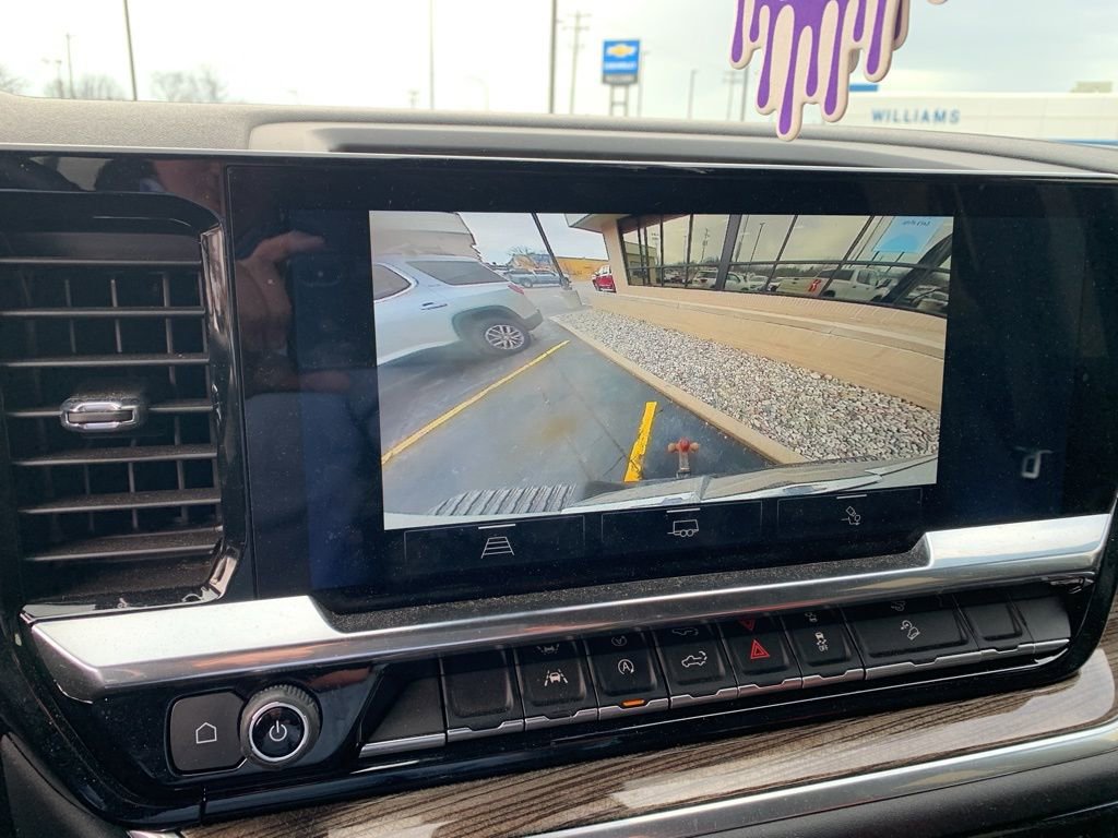 Used 2025 Chevrolet Silverado 1500 LT Trail Boss w/ Convenience Package II image 15