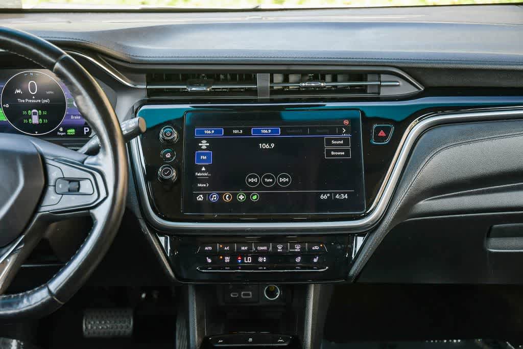 Used 2023 Chevrolet Bolt LT w/ Infotainment Package FWD image 13
