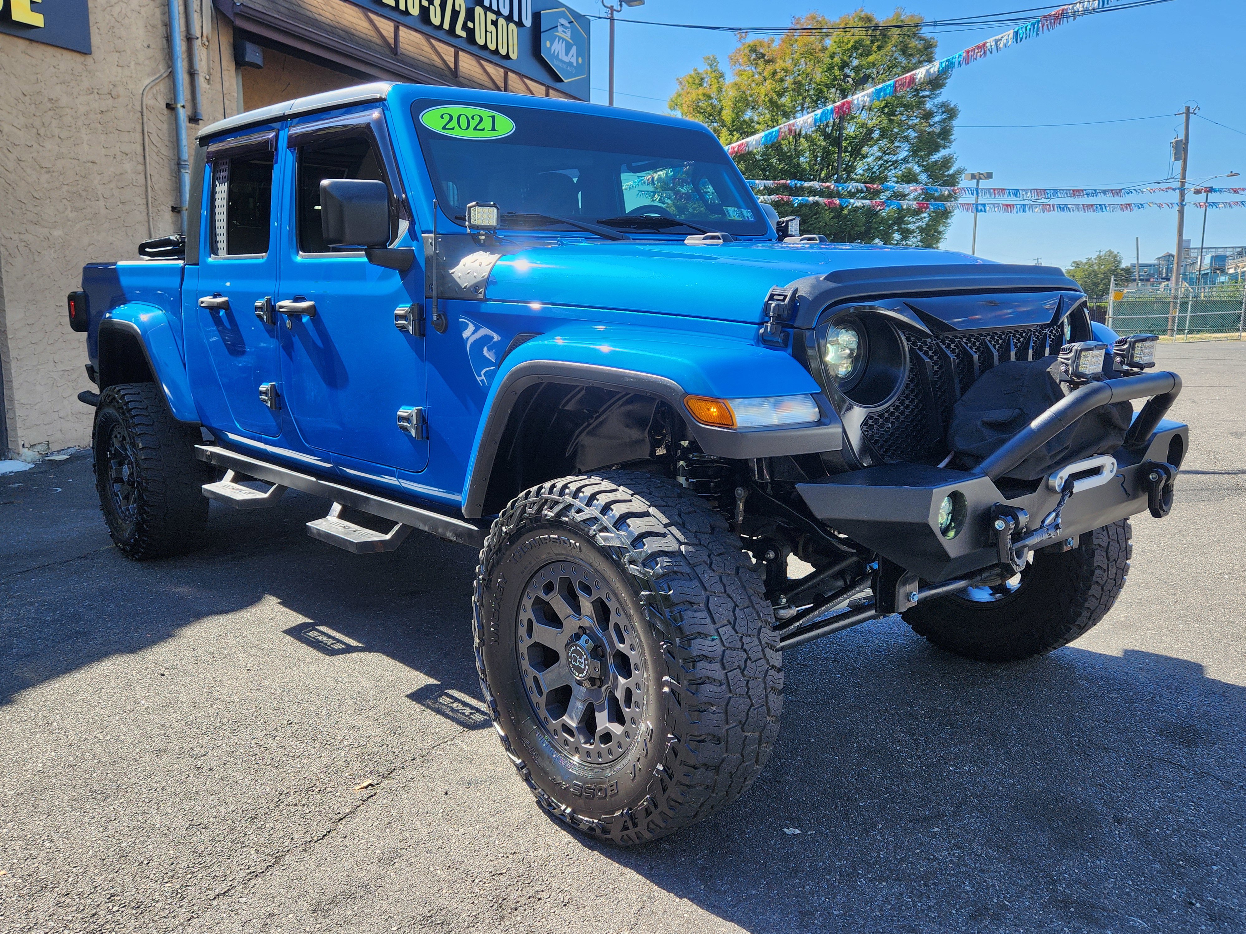 Used 2021 Jeep Gladiator Sport image 7