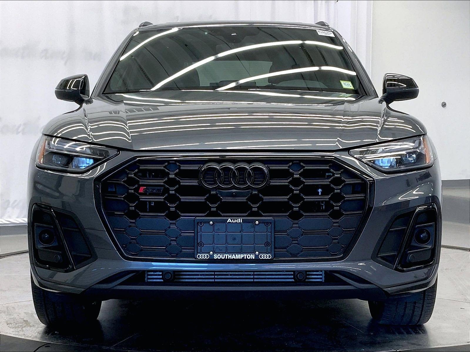 Certified 2023 Audi SQ5 Premium Plus w/ Premium Plus Package AWD/4WD image 2