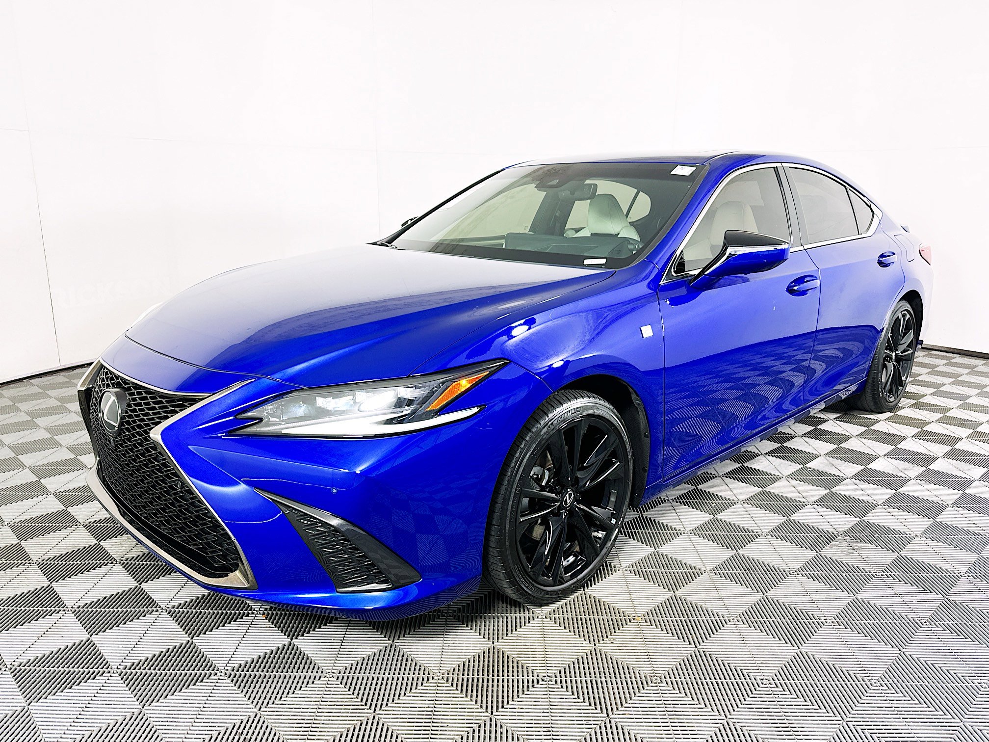 Used 2023 Lexus ES 350 F Sport image 7