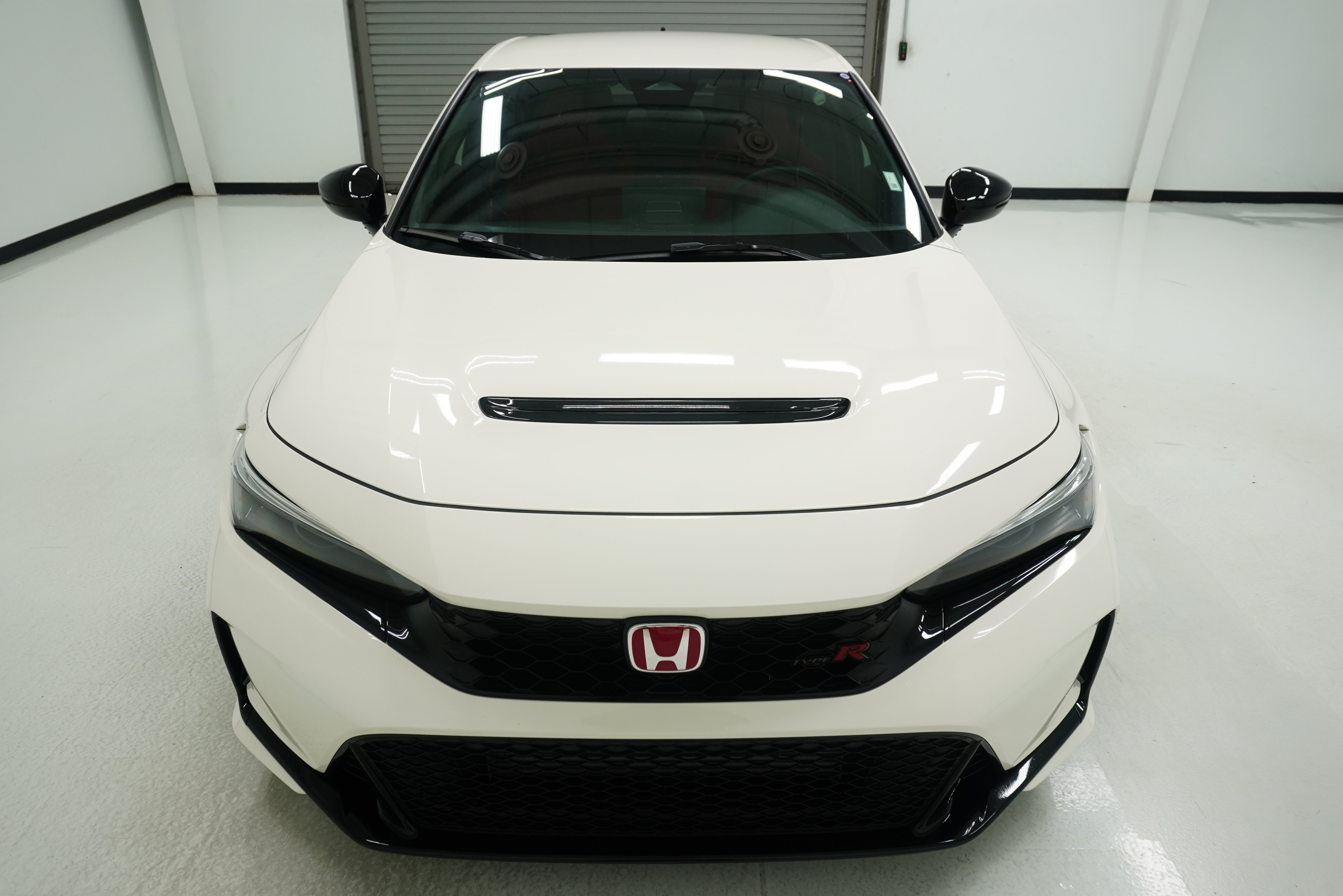 Used 2025 Honda Civic Type R image 2