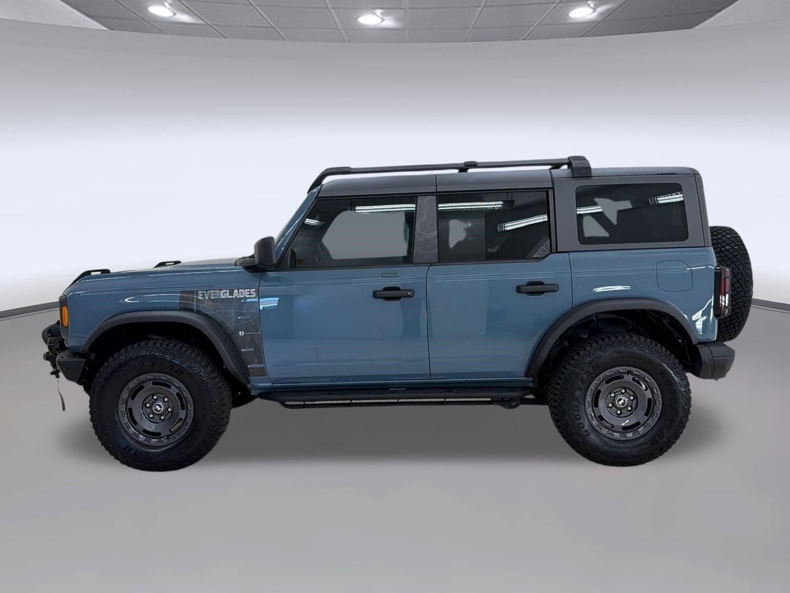 Certified 2023 Ford Bronco Everglades AWD/4WD image 2