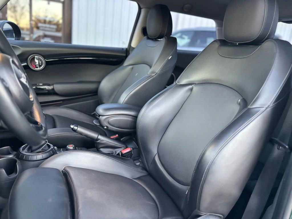 Used 2015 MINI Cooper S image 11