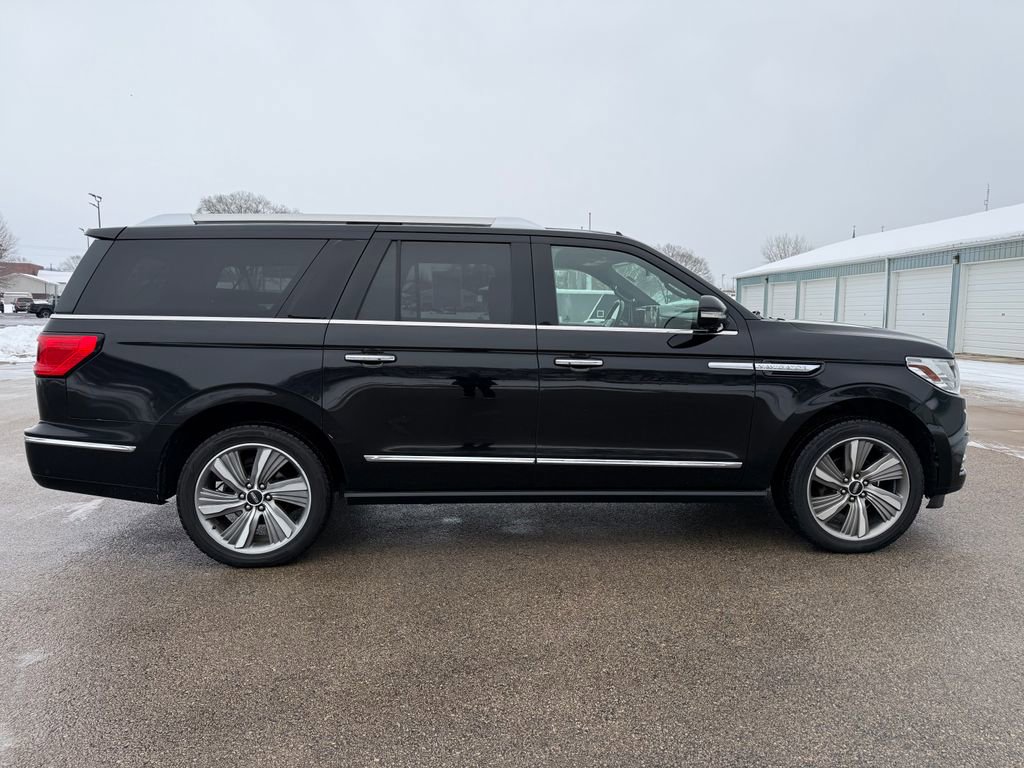 Used 2018 Lincoln Navigator L Reserve image 5