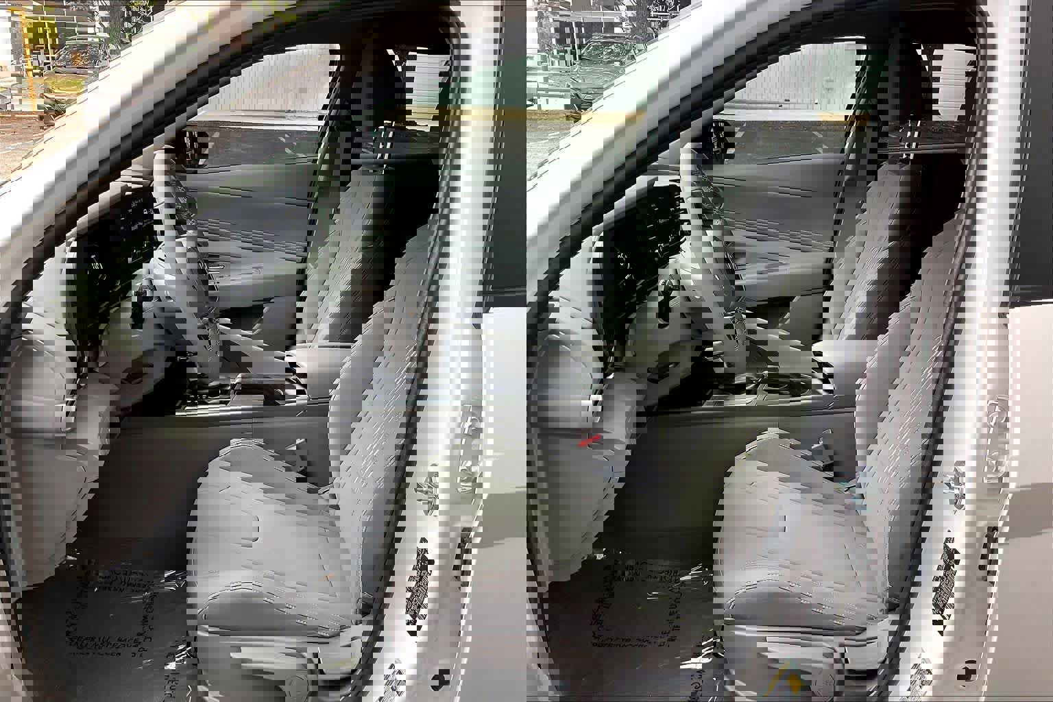 Certified 2025 Hyundai Elantra Sport image 8