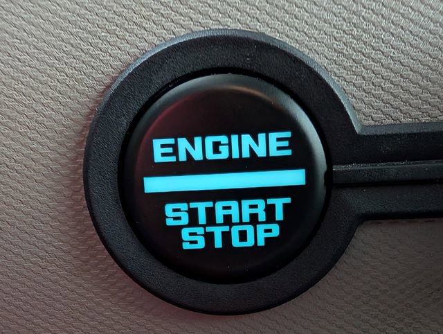 Used 2023 Ford Bronco Wildtrak image 25