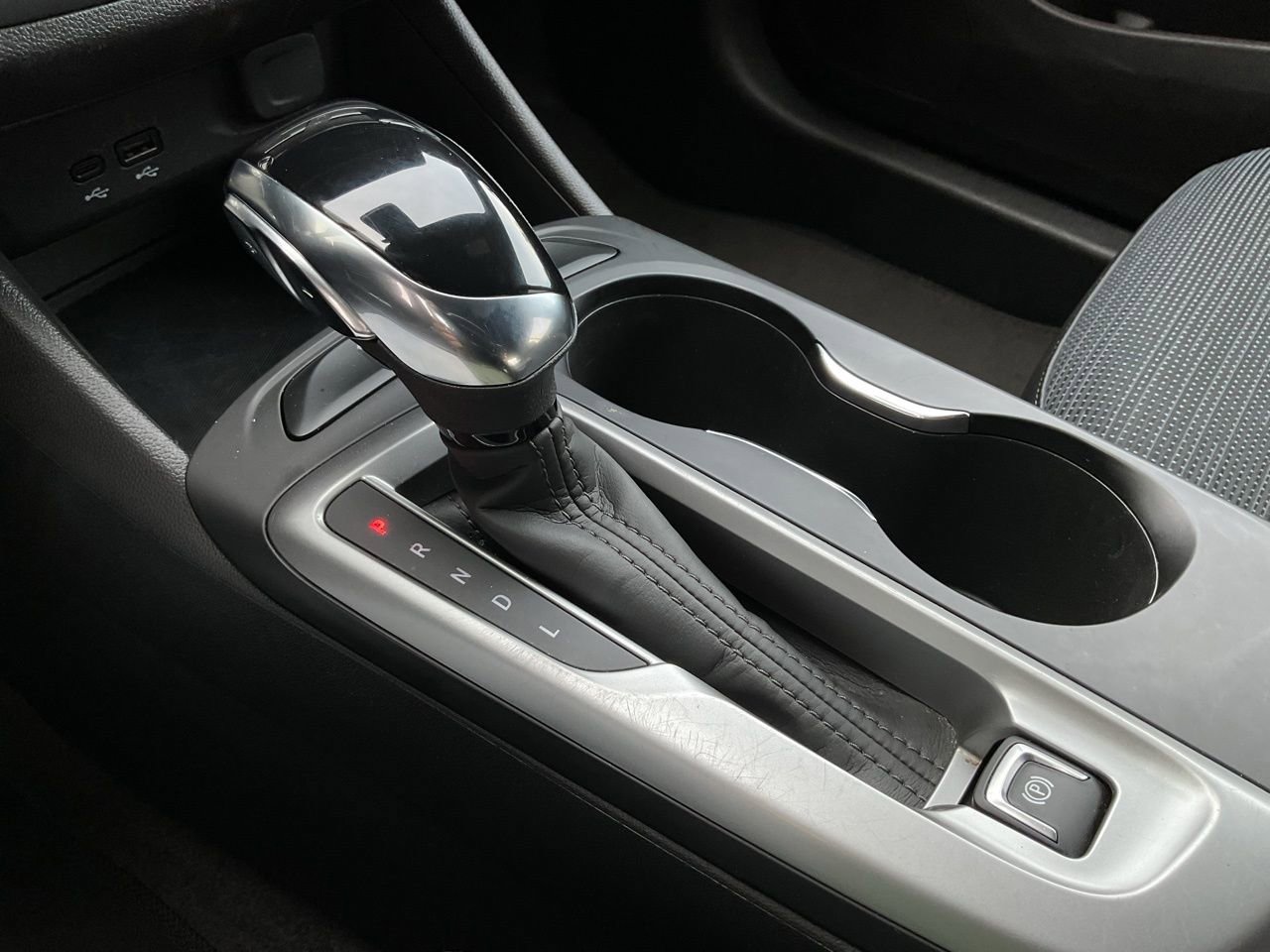 Used 2025 Buick Envista Preferred FWD image 35